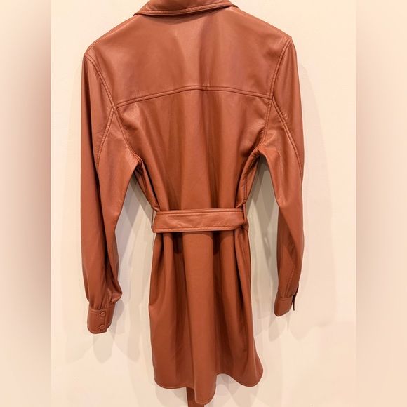 Wilfred by Aritzia Vegan Leather Shirt Dress Brown Belted Size M EUC - Picture 4 of 5